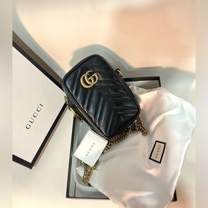 NEW YEAR DEAL 🍓 $50 OFF 🌙 AUTH GG MARMONT MINI BAG